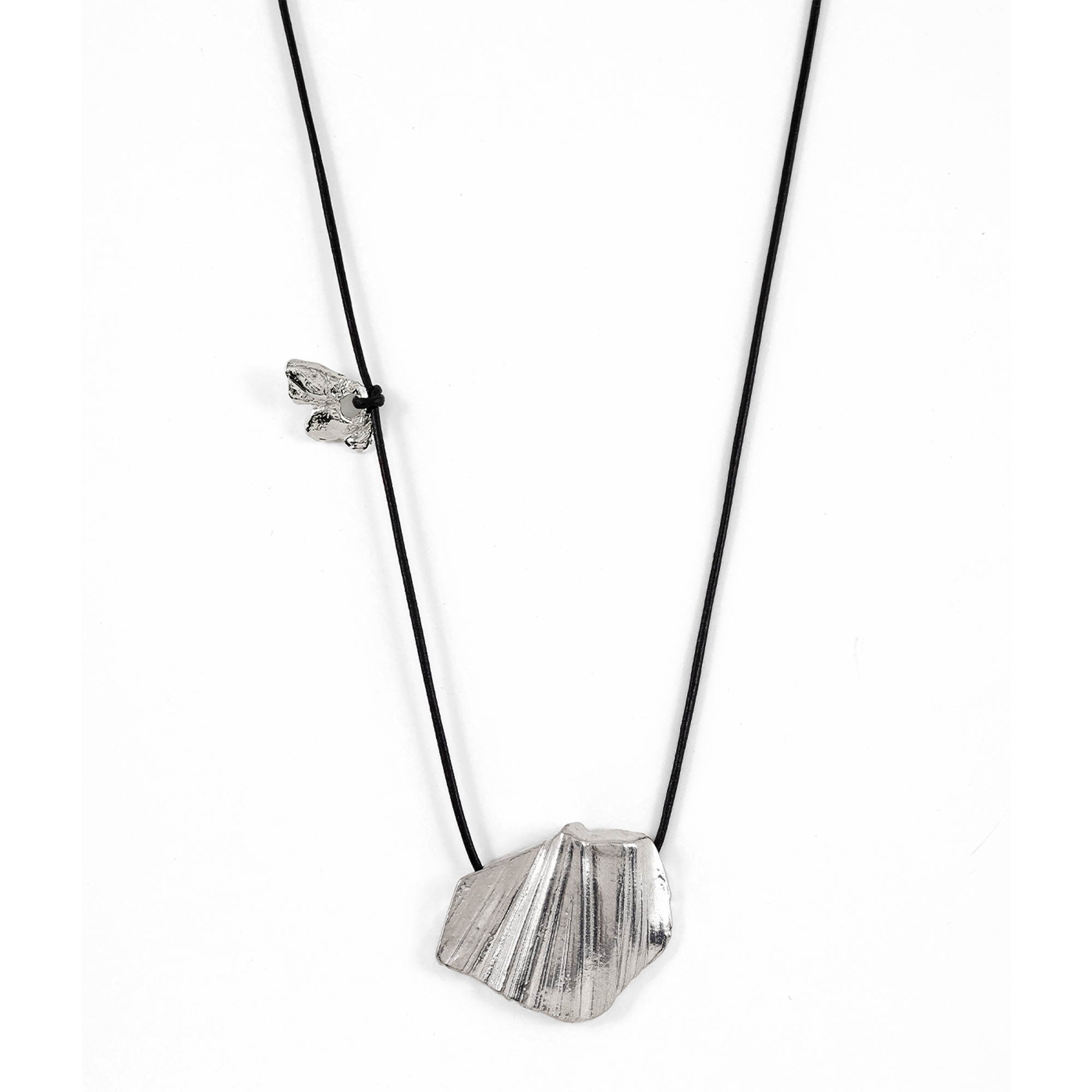 Eta|ショートネックレス~ロングネックレス - 画像 (3)